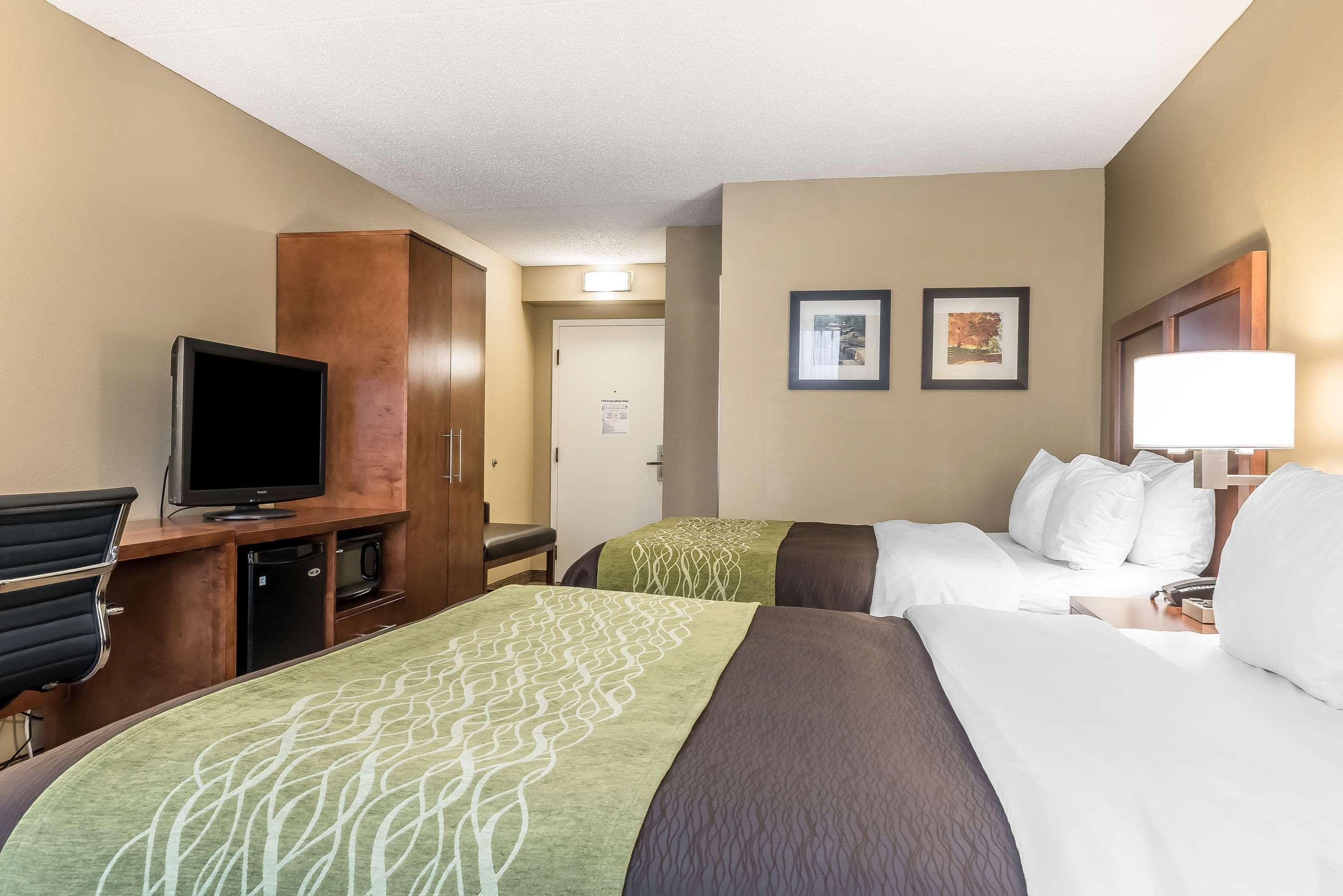 Comfort Inn & Suites Piqua-Near Troy-I75 Exterior photo